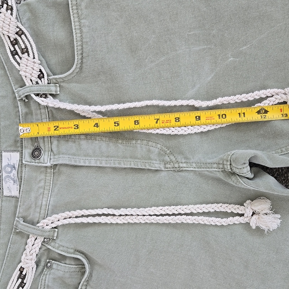 Women's Green Jean Ankle Length Pants Size 29 We The Free Brand With Belt - Picture 12 of 16